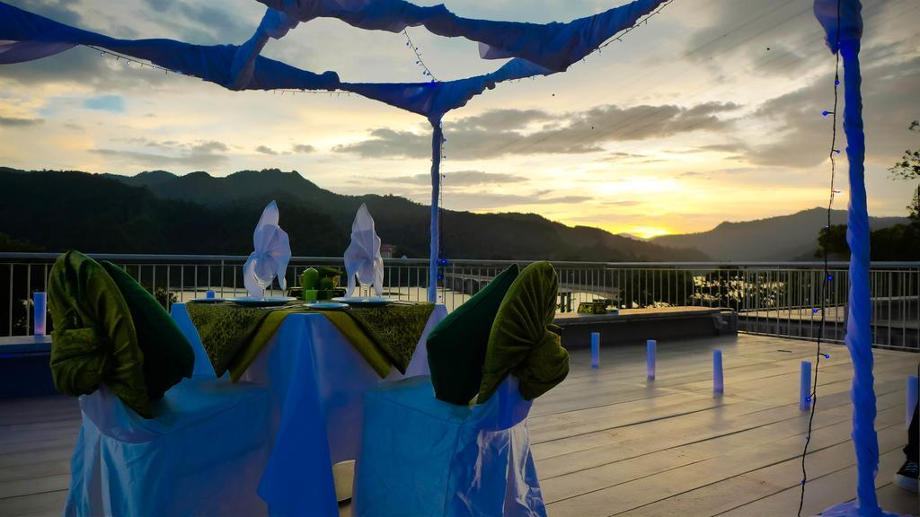 Belum Rainforest Resort Gerik Exteriör bild